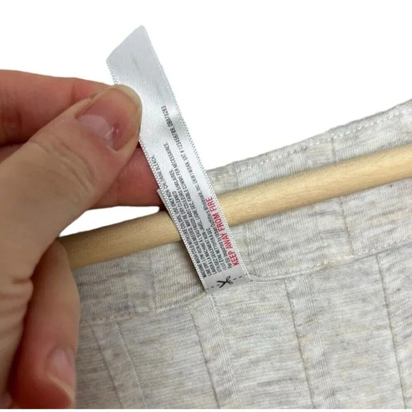 Free People Intimately Beside Me Ribbed Square Neck LS Bodysuit Size Large Wm's - Picture 8 of 11